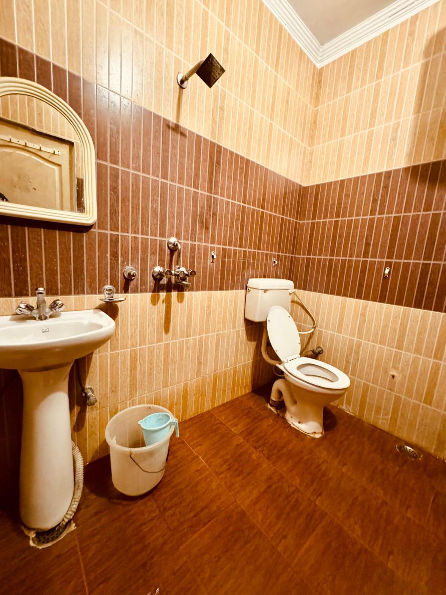 Qube House Bnb Rishikesh Luaran gambar