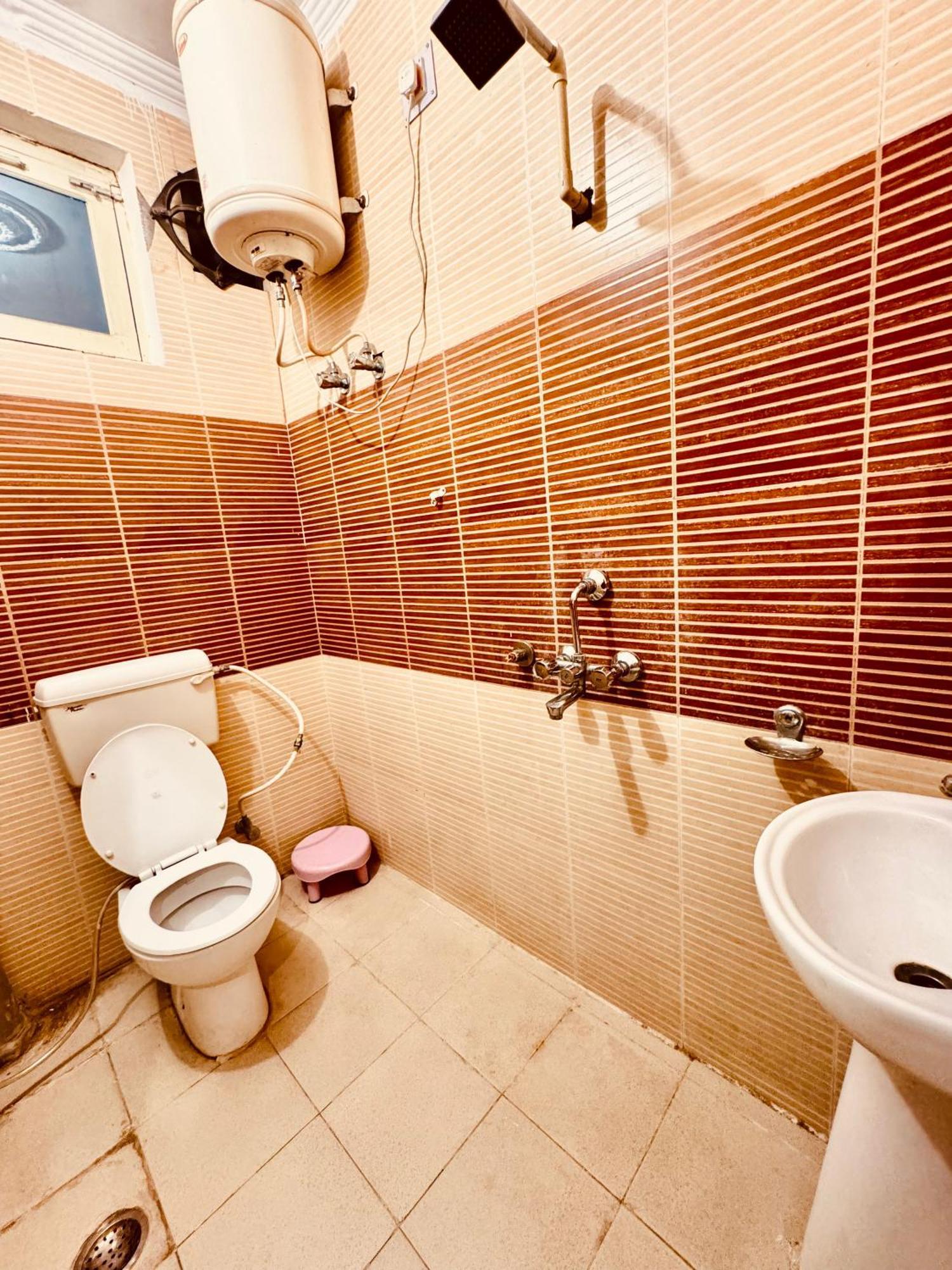 Qube House Bnb Rishikesh Luaran gambar